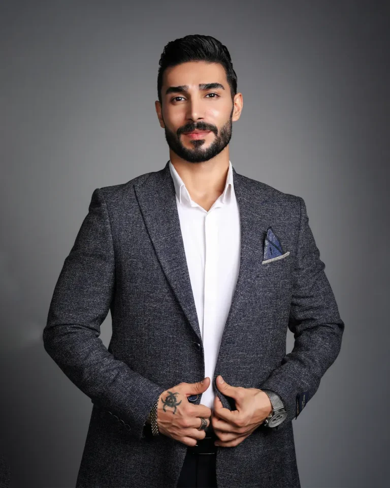 Fardin Sun - Suit Halfbody img9webp